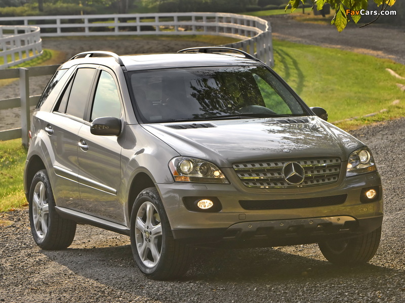 Images of Mercedes-Benz ML 350 US-spec (W164) 2005–08 (800 x 600)