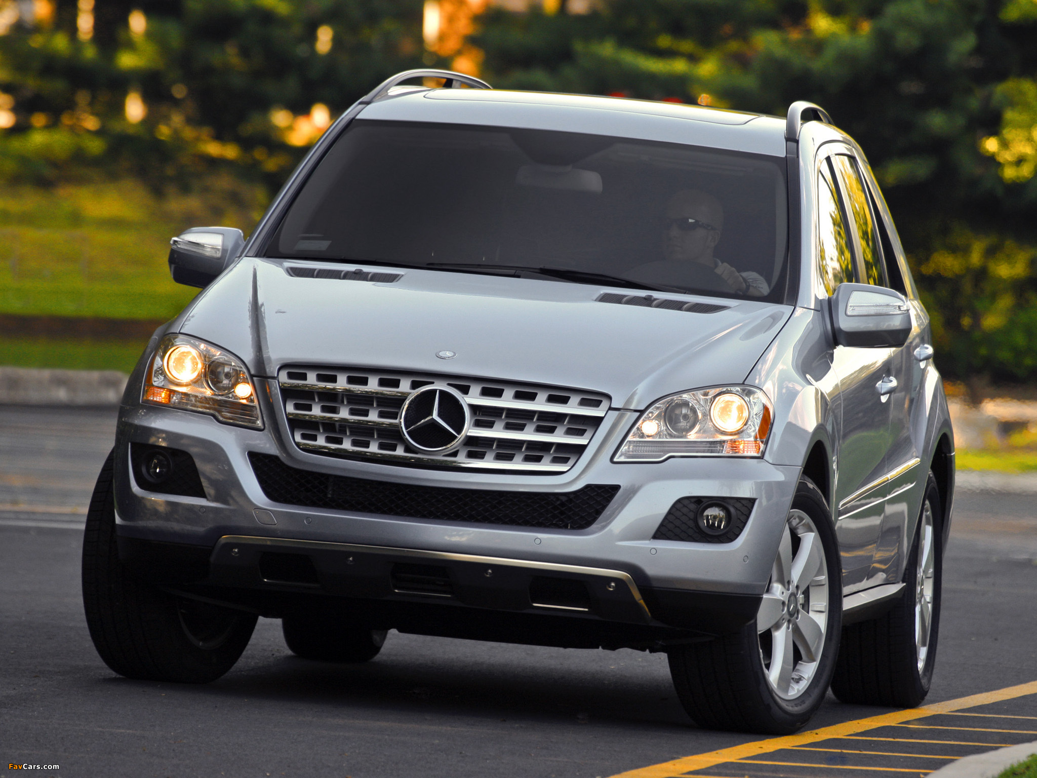 Images of Mercedes-Benz ML 350 US-spec (W164) 2008–11 (2048 x 1536)