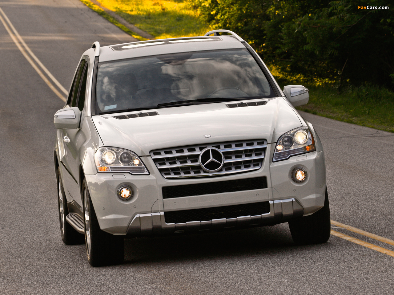 Images of Mercedes-Benz ML 550 (W164) 2008–11 (1280 x 960)
