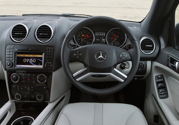 Images of Mercedes-Benz ML 320 CDI UK-spec (W164) 2008–11