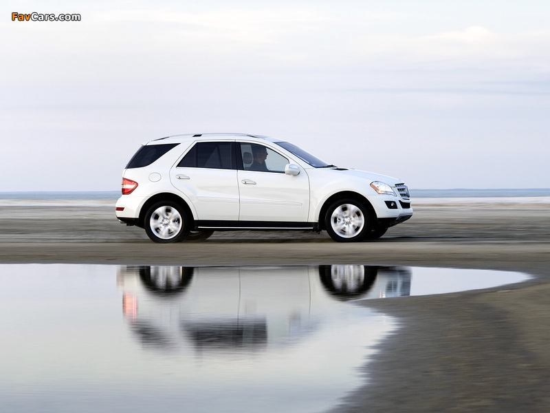 Images of Mercedes-Benz ML 320 BlueTec (W164) 2008–11 (800 x 600)