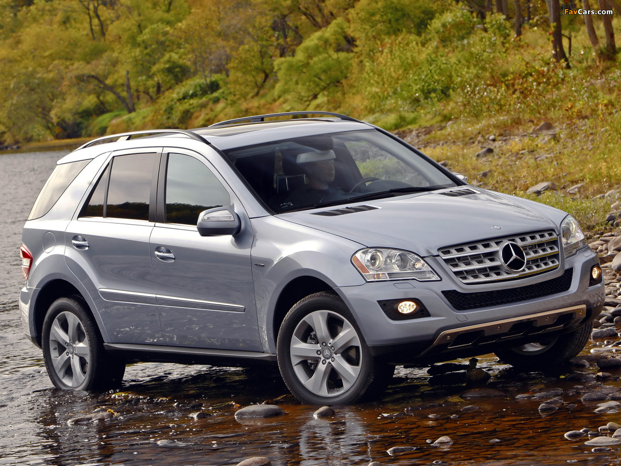 Images of Mercedes-Benz ML 350 BlueTec US-spec (W164) 2009–11 (1280 x 960)