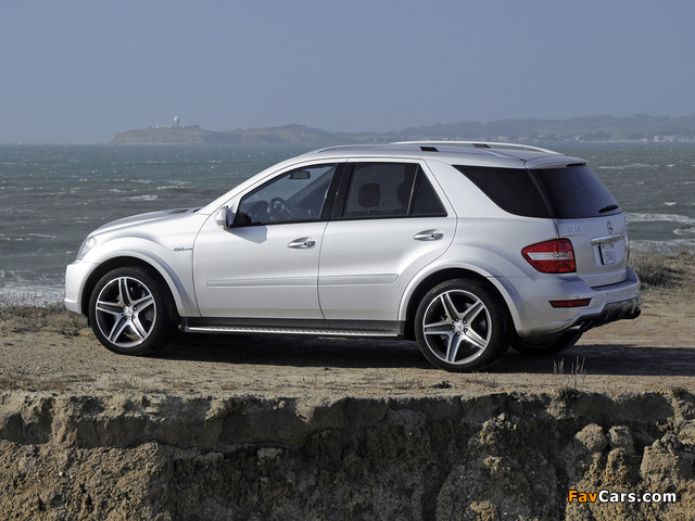 Images of Mercedes-Benz ML 63 AMG 10th Anniversary (W164) 2009 (640 x 480)