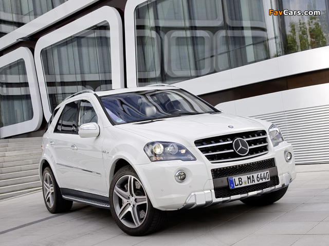 Images of Mercedes-Benz ML 63 AMG (W164) 2010–11 (640 x 480)