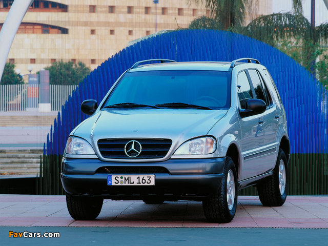 Mercedes-Benz M-Klasse (W163) 1997–2001 images (640 x 480)