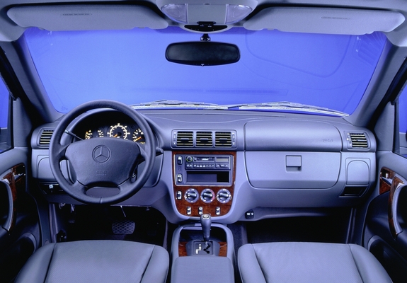 Mercedes-Benz M-Klasse (W163) 1997–2001 photos