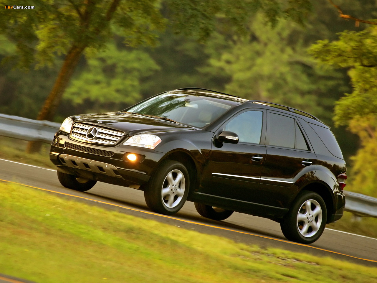 Mercedes-Benz ML 500 US-spec (W164) 2005–07 photos (1280 x 960)