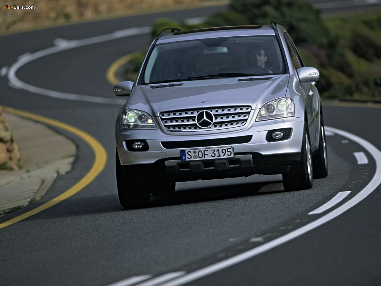 Mercedes-Benz ML 350 (W164) 2005–08 pictures (1280 x 960)