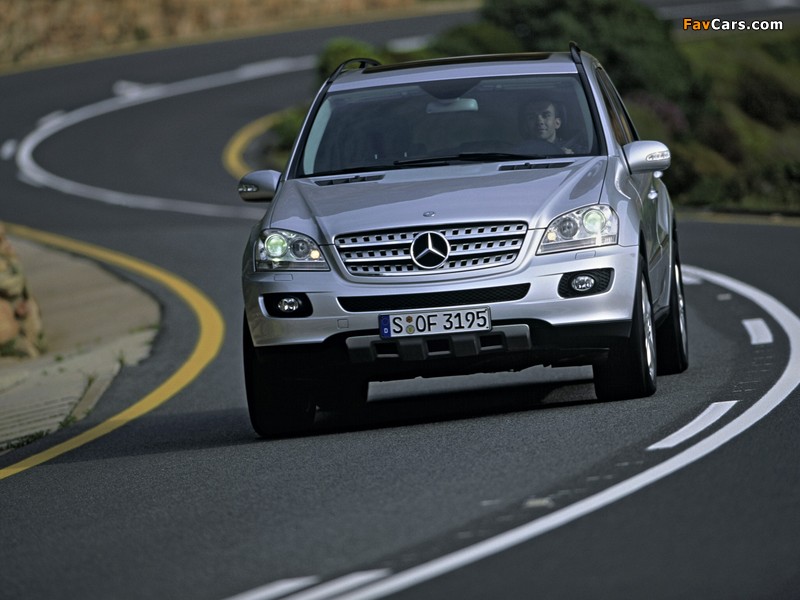 Mercedes-Benz ML 350 (W164) 2005–08 pictures (800 x 600)