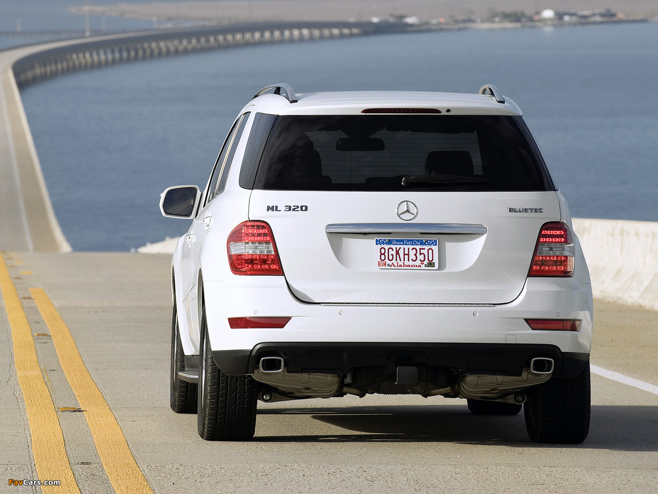 Mercedes-Benz ML 320 BlueTec (W164) 2008–11 images (1280 x 960)