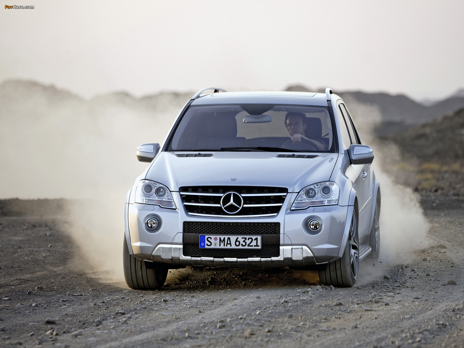 Mercedes-Benz ML 63 AMG (W164) 2008–10 images (1600 x 1200)