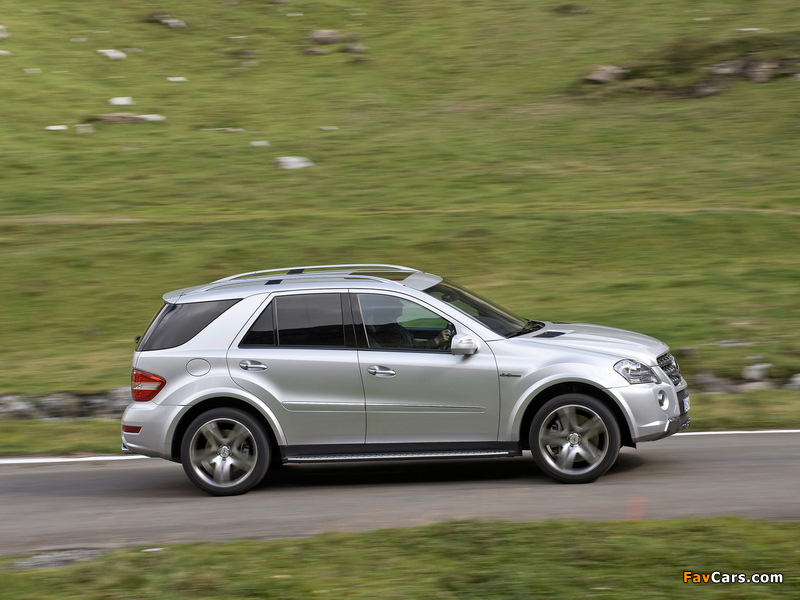 Mercedes-Benz ML 63 AMG 10th Anniversary (W164) 2009 wallpapers (800 x 600)