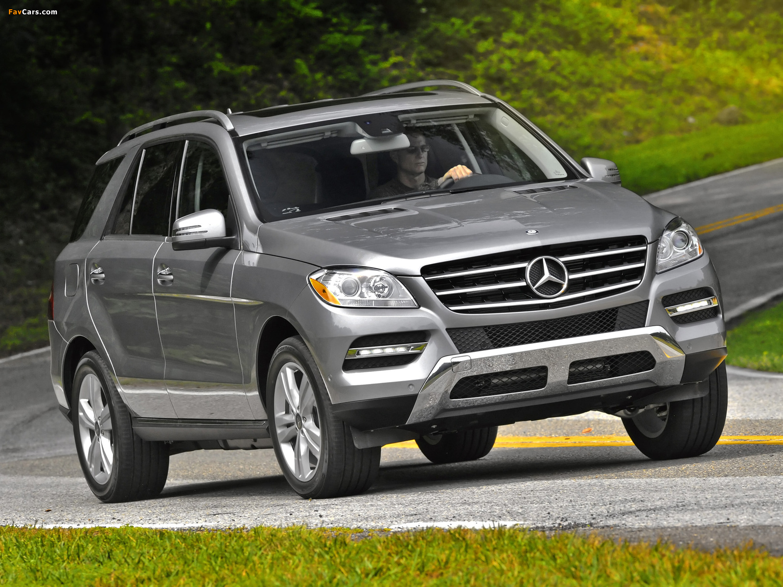 Mercedes-Benz ML 350 US-spec (W166) 2011 wallpapers (1600 x 1200)