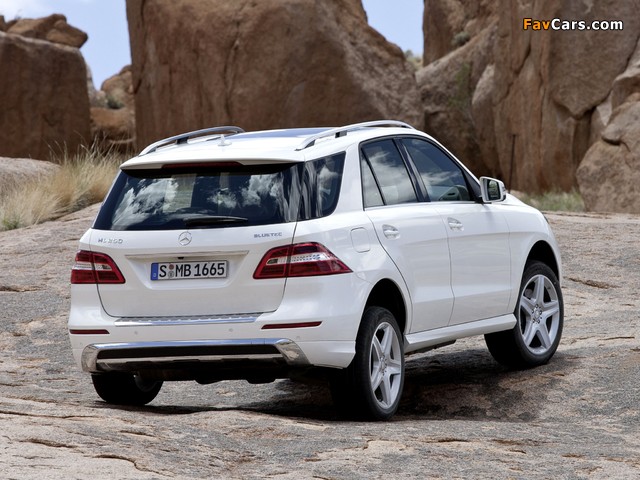 Mercedes-Benz ML 250 BlueTec AMG Sports Package (W166) 2011 wallpapers (640 x 480)