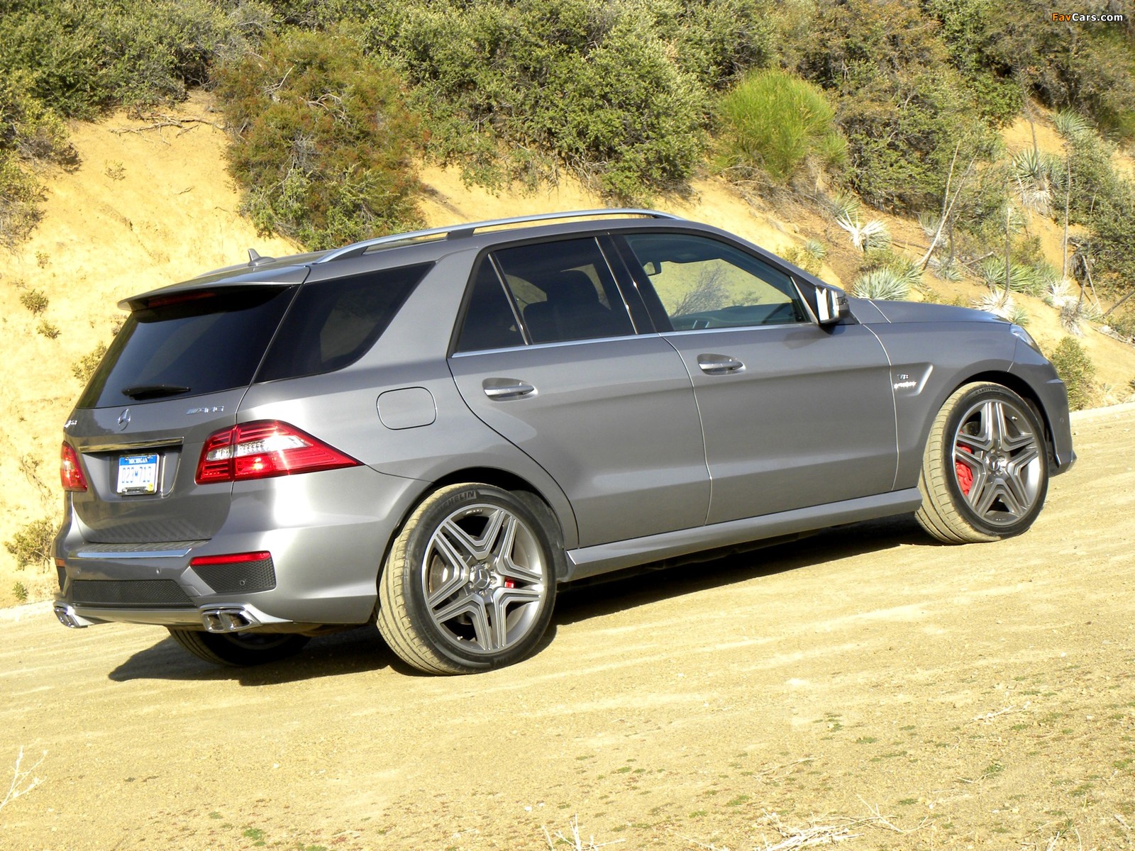 Mercedes-Benz ML 63 AMG (W166) 2012 images (1600 x 1200)