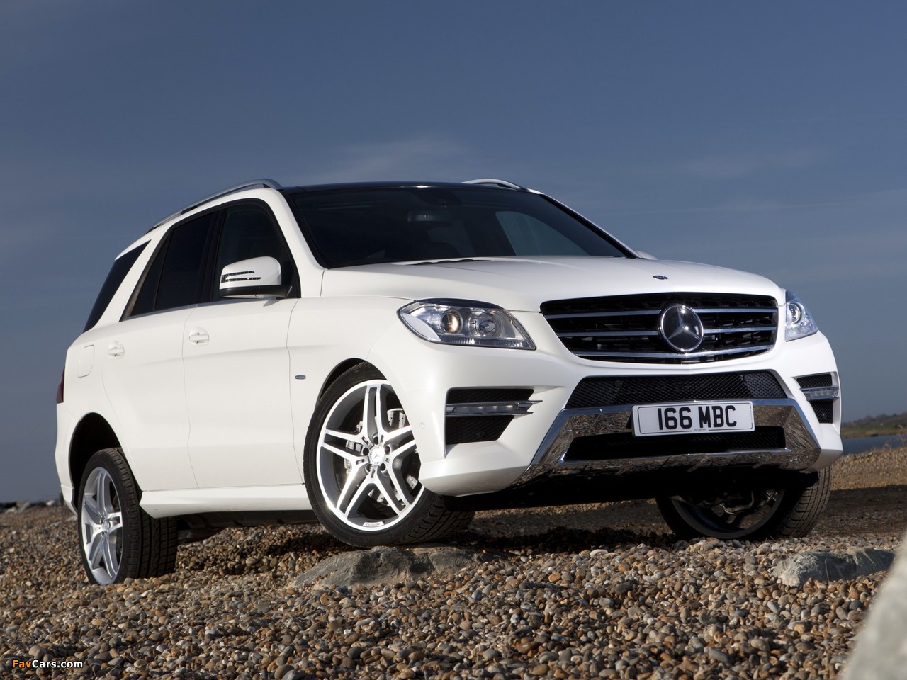 Mercedes-Benz ML 350 BlueTec AMG Sports Package UK-spec (W166) 2012 pictures (1280 x 960)