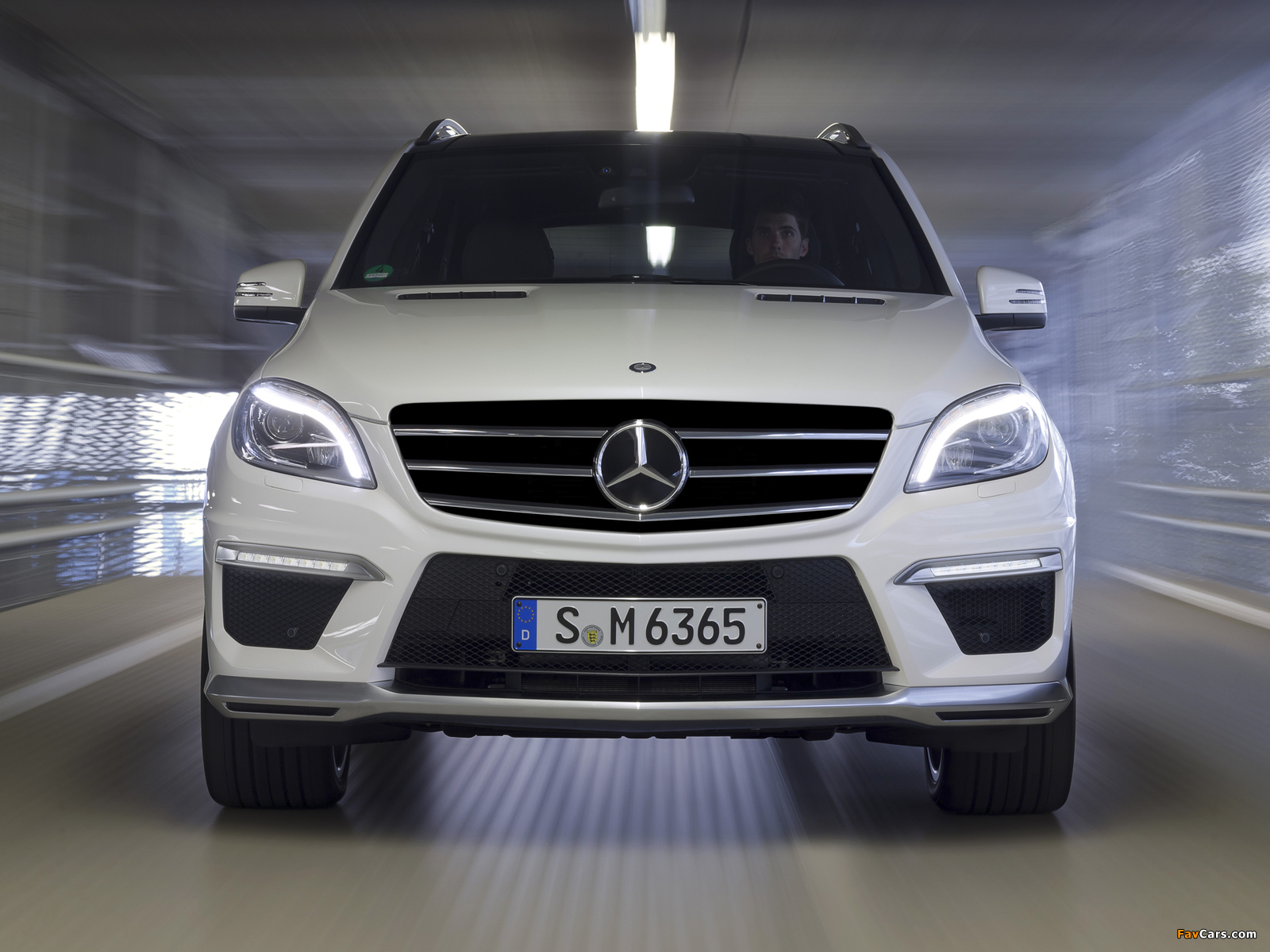 Mercedes-Benz ML 63 AMG (W166) 2012 pictures (1600 x 1200)