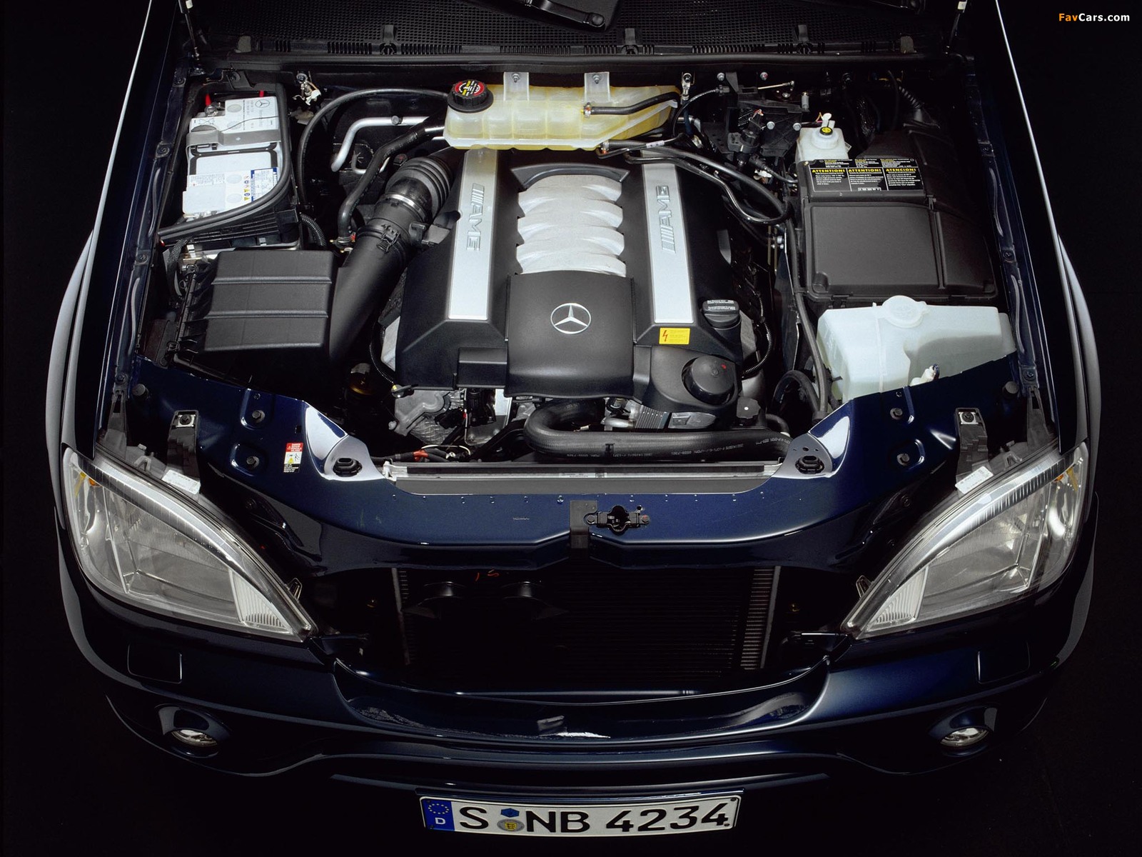 Photos of Mercedes-Benz ML 55 AMG (W163) 2000–03 (1600 x 1200)