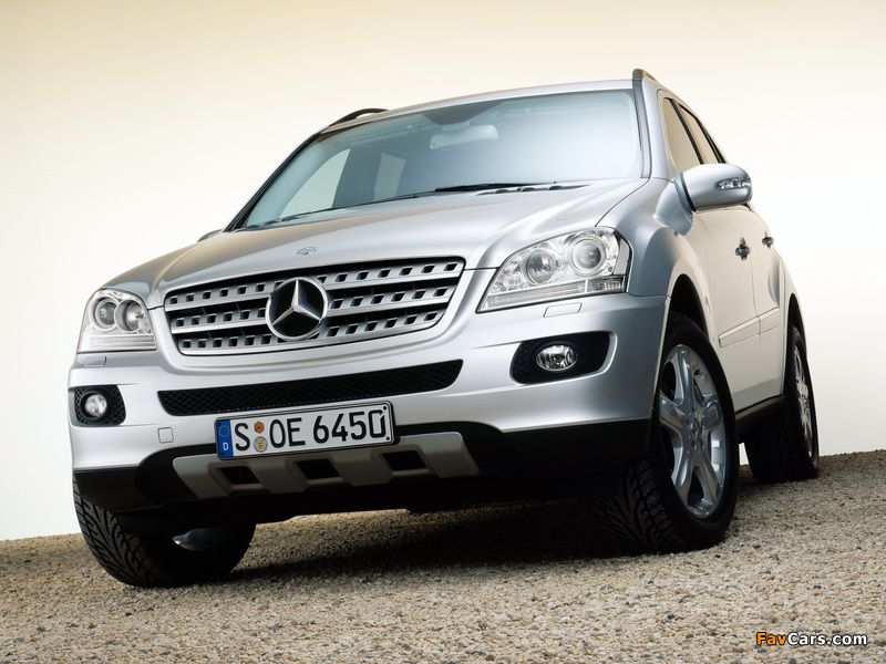 Photos of Mercedes-Benz ML 350 (W164) 2005–08 (800 x 600)