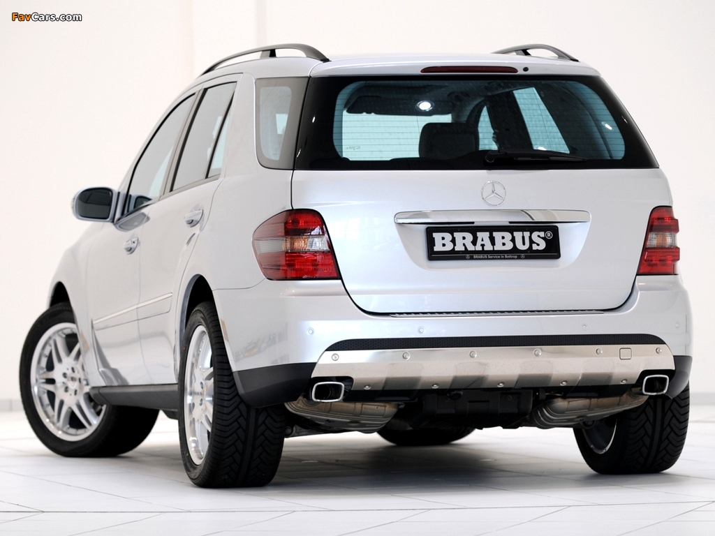 Photos of Brabus Mercedes-Benz M-Klasse (W164) 2005–08 (1024 x 768)