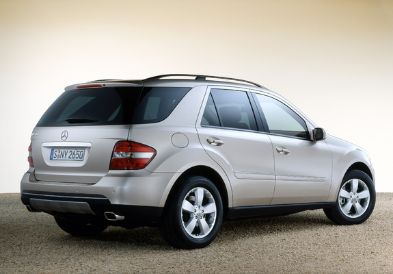 Photos of Mercedes-Benz ML 500 (W164) 2005–08