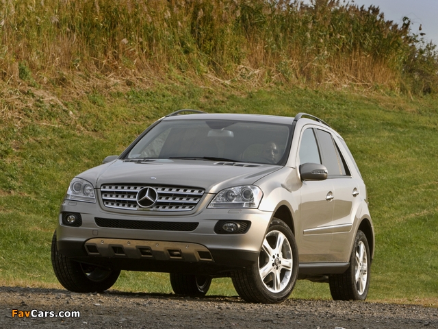 Photos of Mercedes-Benz ML 350 US-spec (W164) 2005–08 (640 x 480)