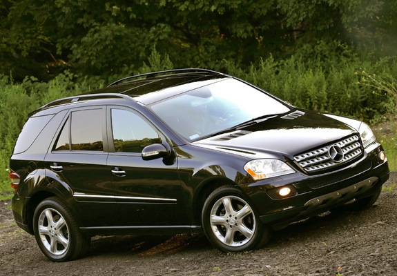 Photos of Mercedes-Benz ML 500 US-spec (W164) 2005–07