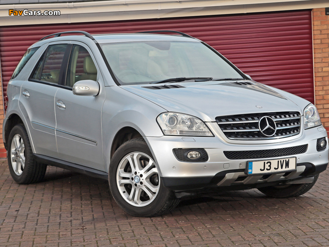 Photos of Mercedes-Benz ML 320 CDI UK-spec (W164) 2008–11 (640 x 480)