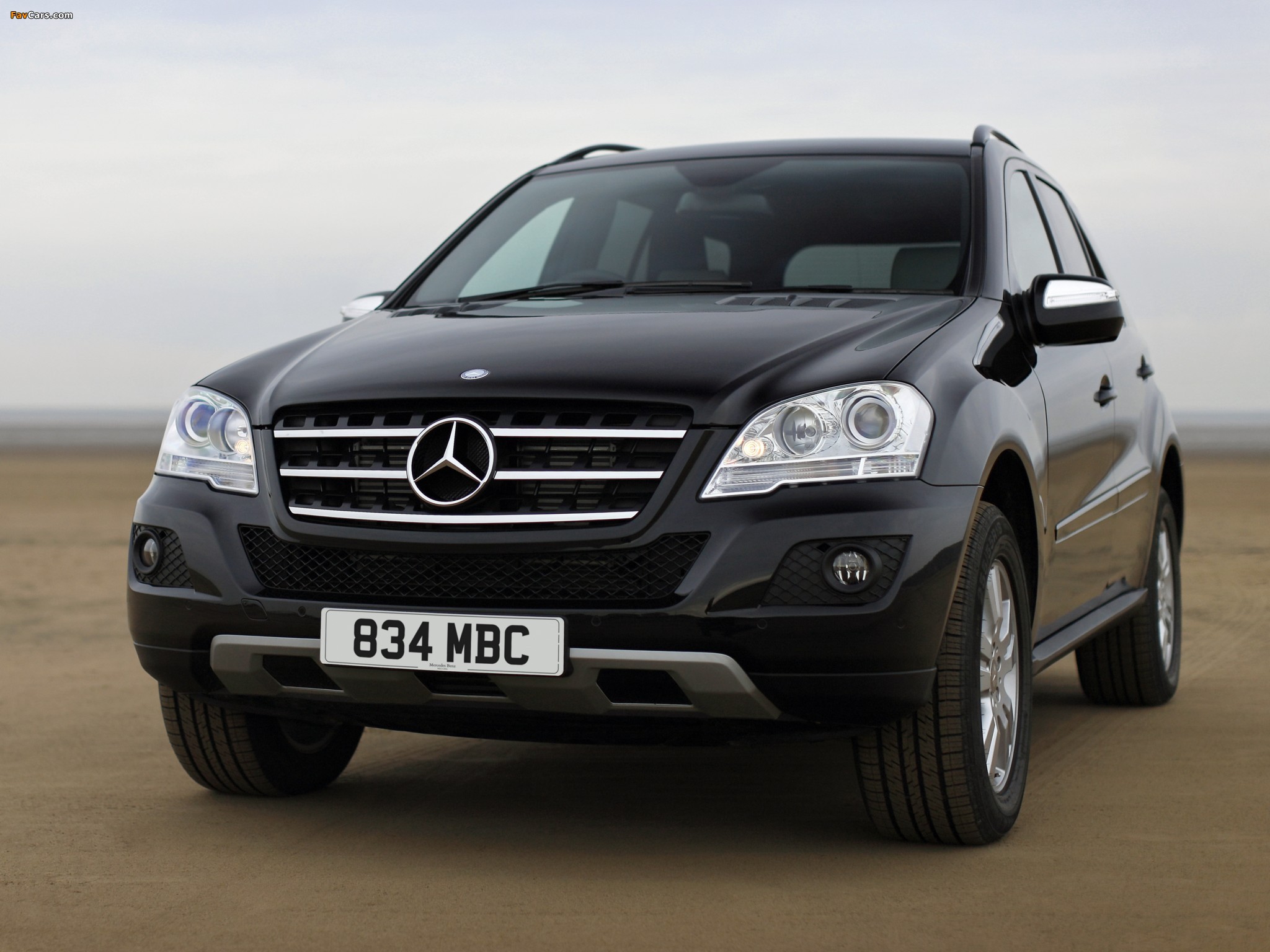 Photos of Mercedes-Benz ML 320 CDI UK-spec (W164) 2008–11 (2048 x 1536)