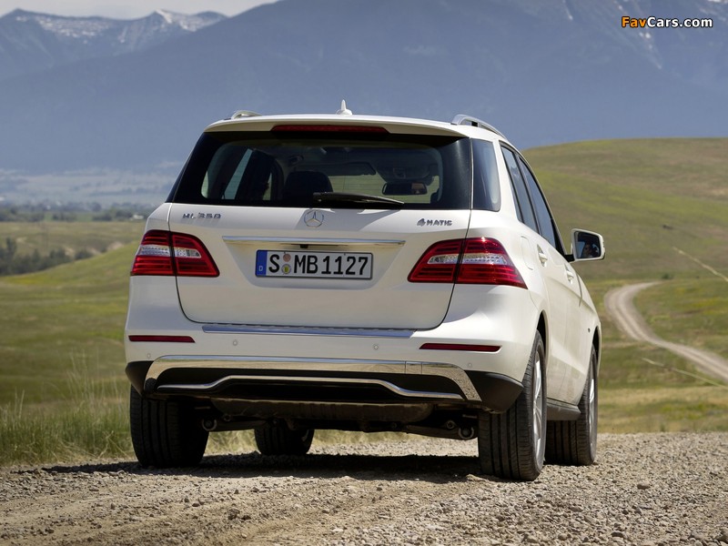 Photos of Mercedes-Benz ML 350 BlueEfficiency (W166) 2011 (800 x 600)