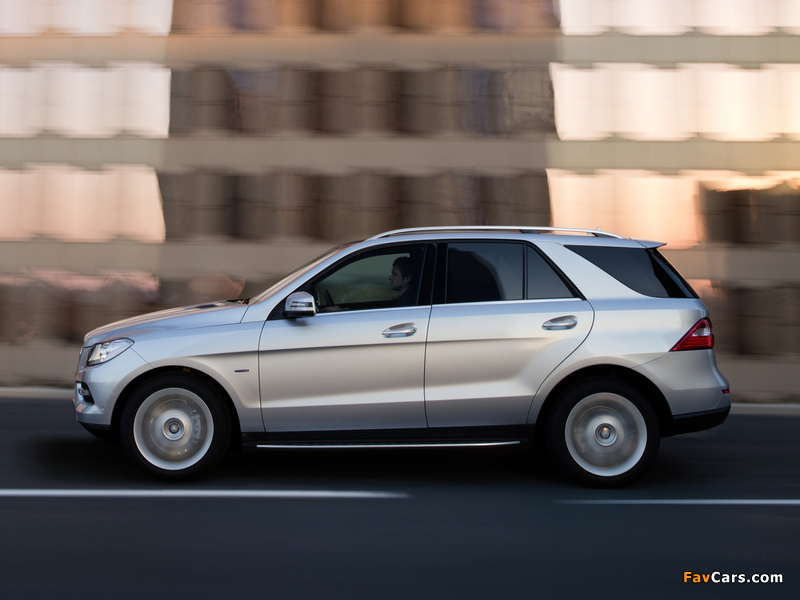 Photos of Mercedes-Benz ML 350 BlueEfficiency (W166) 2011 (800 x 600)