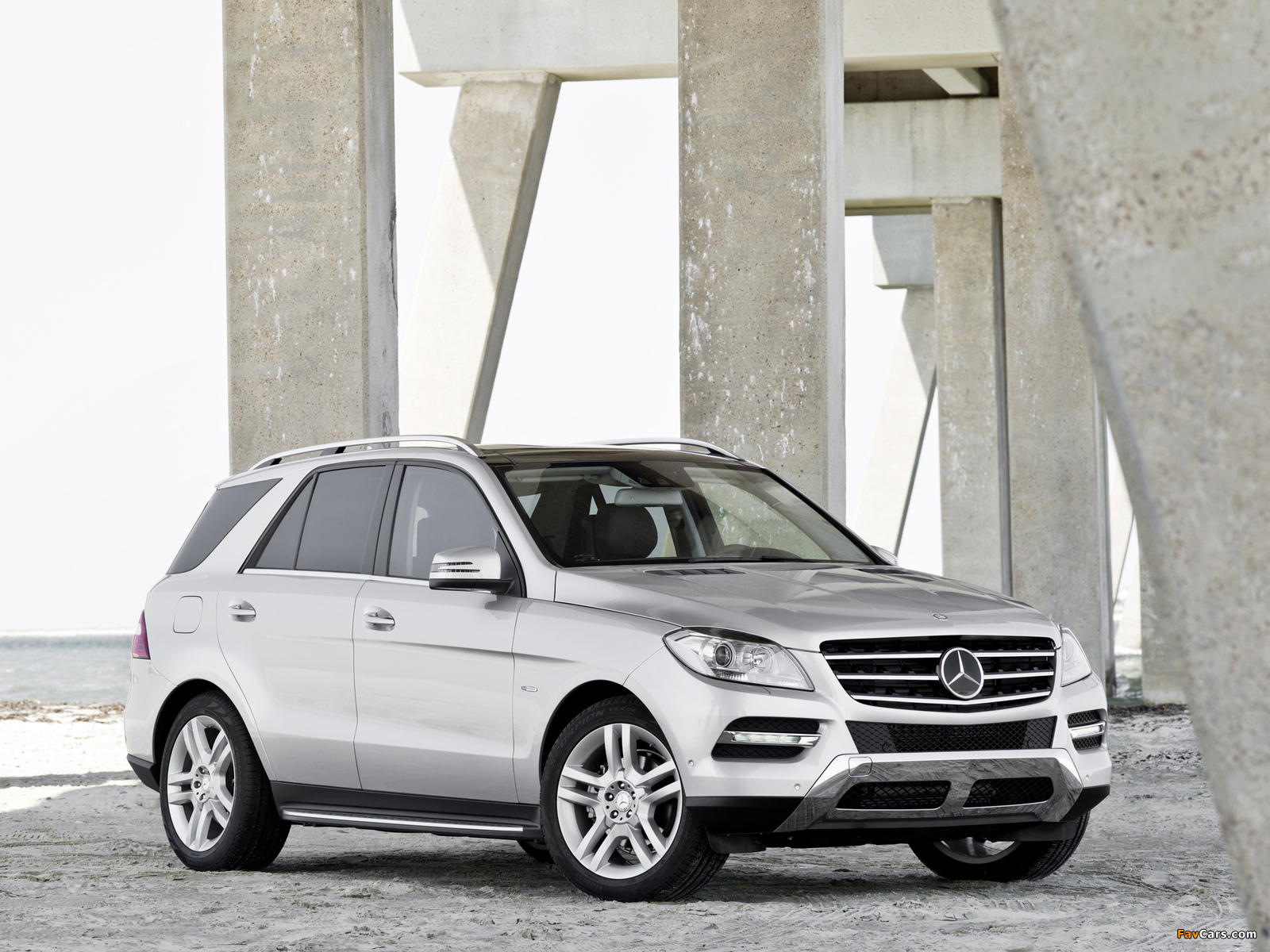 Photos of Mercedes-Benz ML 350 BlueEfficiency (W166) 2011 (1600 x 1200)