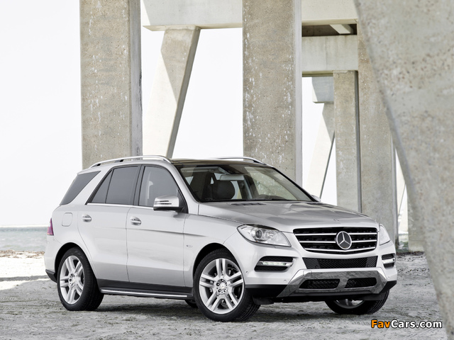 Photos of Mercedes-Benz ML 350 BlueEfficiency (W166) 2011 (640 x 480)