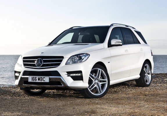 Photos of Mercedes-Benz ML 350 BlueTec AMG Sports Package UK-spec (W166) 2012