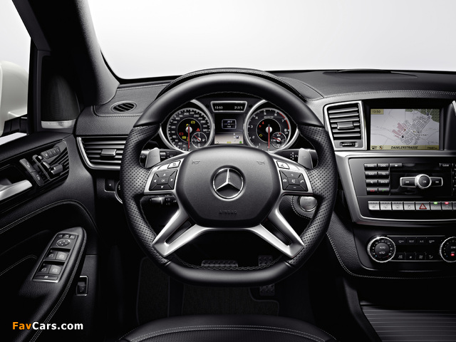 Photos of Mercedes-Benz ML 63 AMG (W166) 2012 (640 x 480)