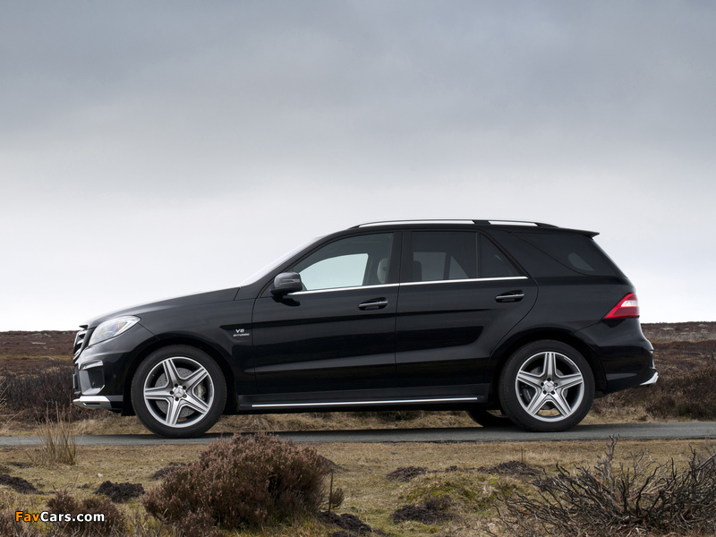 Photos of Mercedes-Benz ML 63 AMG UK-spec (W166) 2012 (800 x 600)