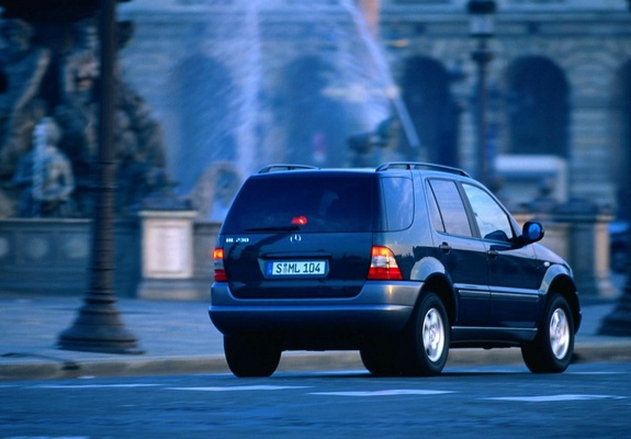 Pictures of Mercedes-Benz ML 230 (W163) 1997–2001