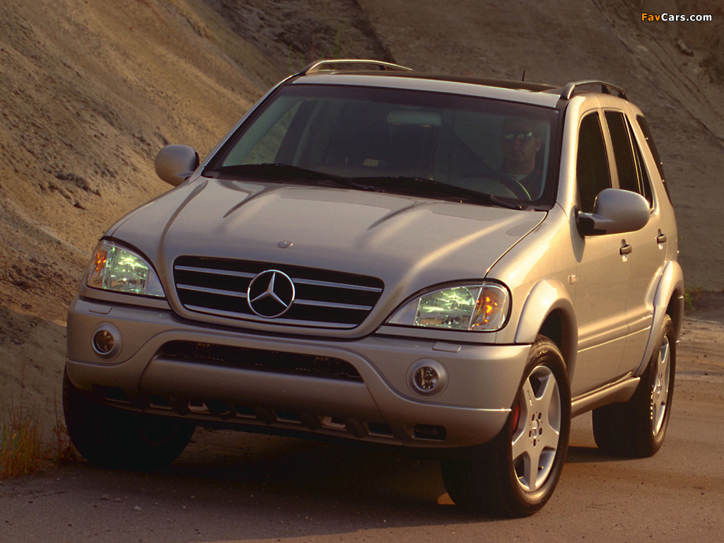 Pictures of Mercedes-Benz ML 55 AMG US-spec (W163) 2000–03 (1024 x 768)