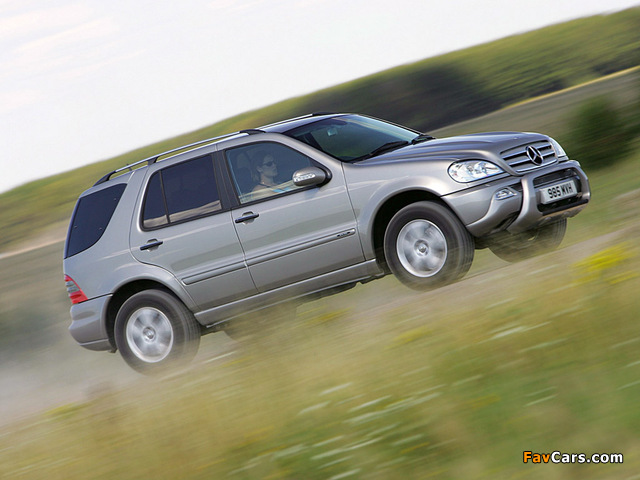 Pictures of Mercedes-Benz ML 350 UK-spec (W163) 2001–05 (640 x 480)