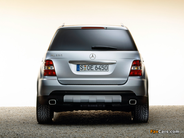 Pictures of Mercedes-Benz ML 350 (W164) 2005–08 (640 x 480)