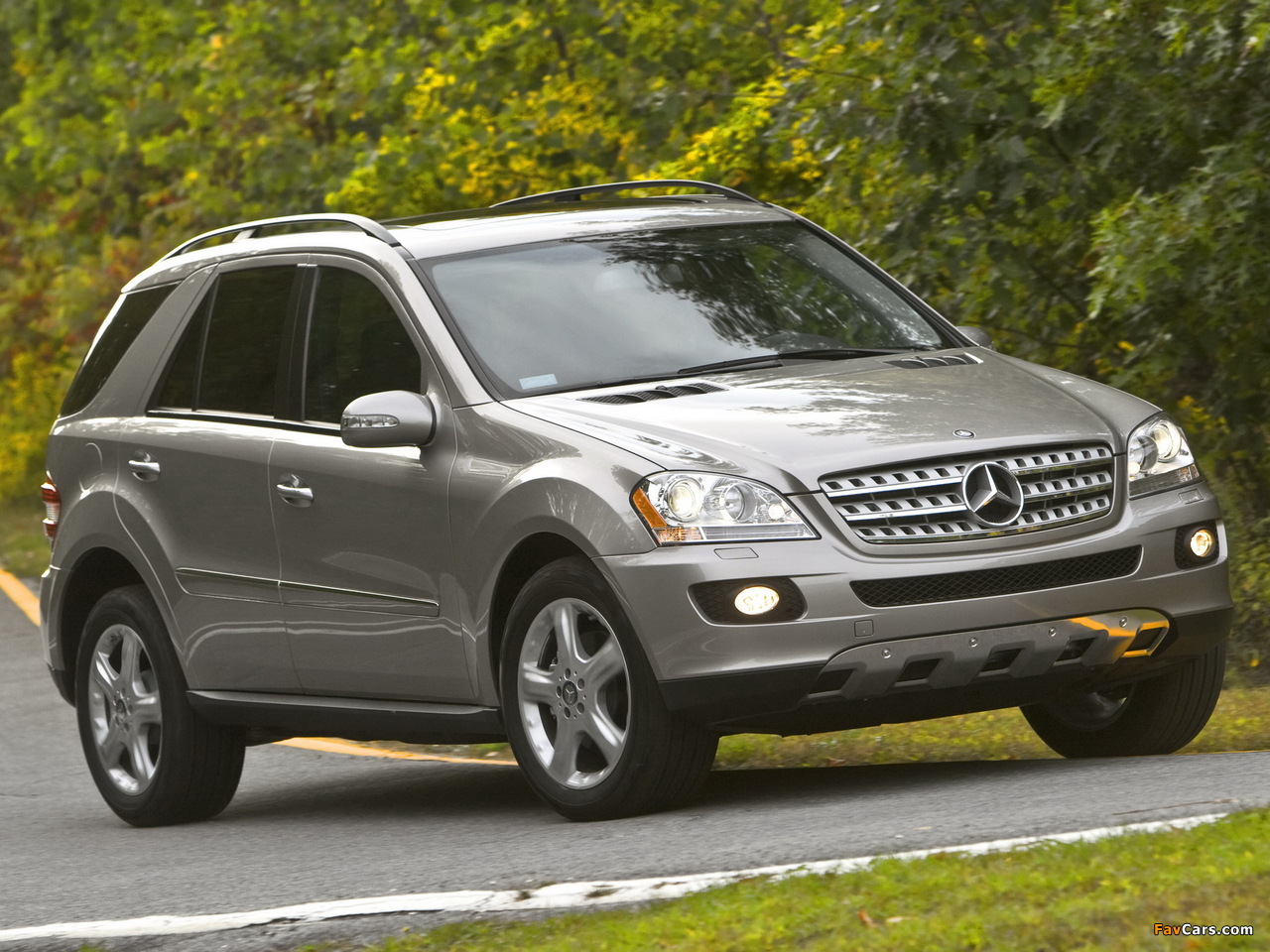 Pictures of Mercedes-Benz ML 350 US-spec (W164) 2005–08 (1280 x 960)