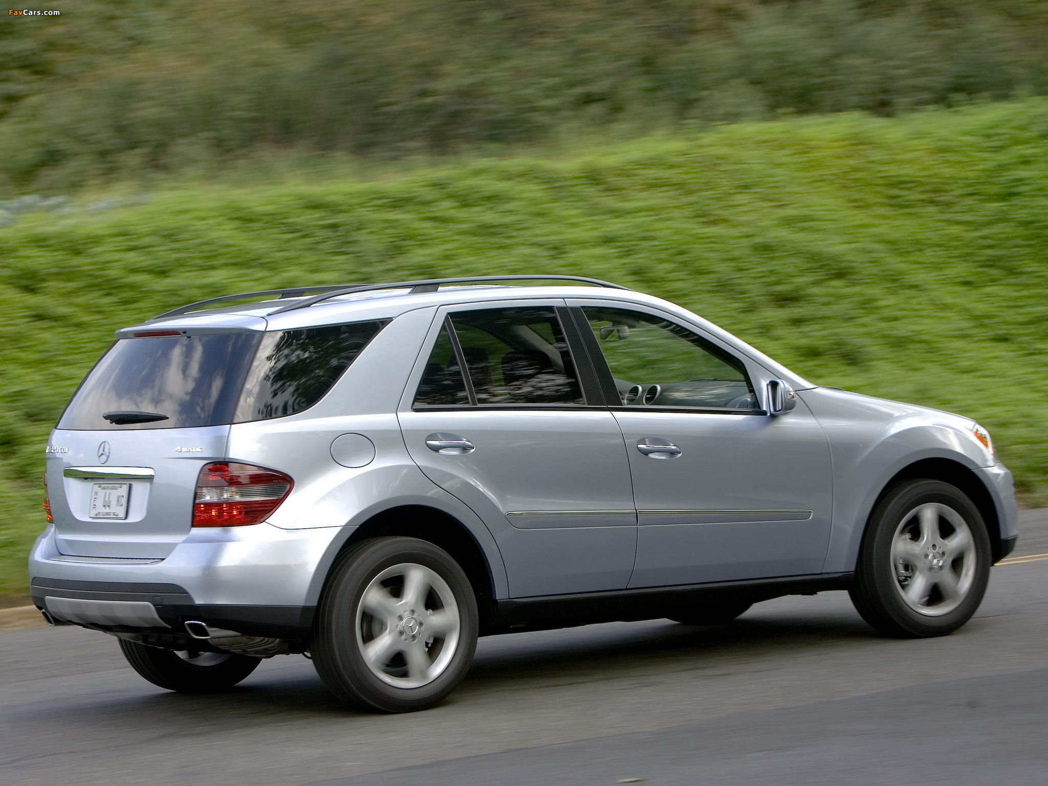 Pictures of Mercedes-Benz ML 320 CDI US-spec (W164) 2005–08 (2048 x 1536)