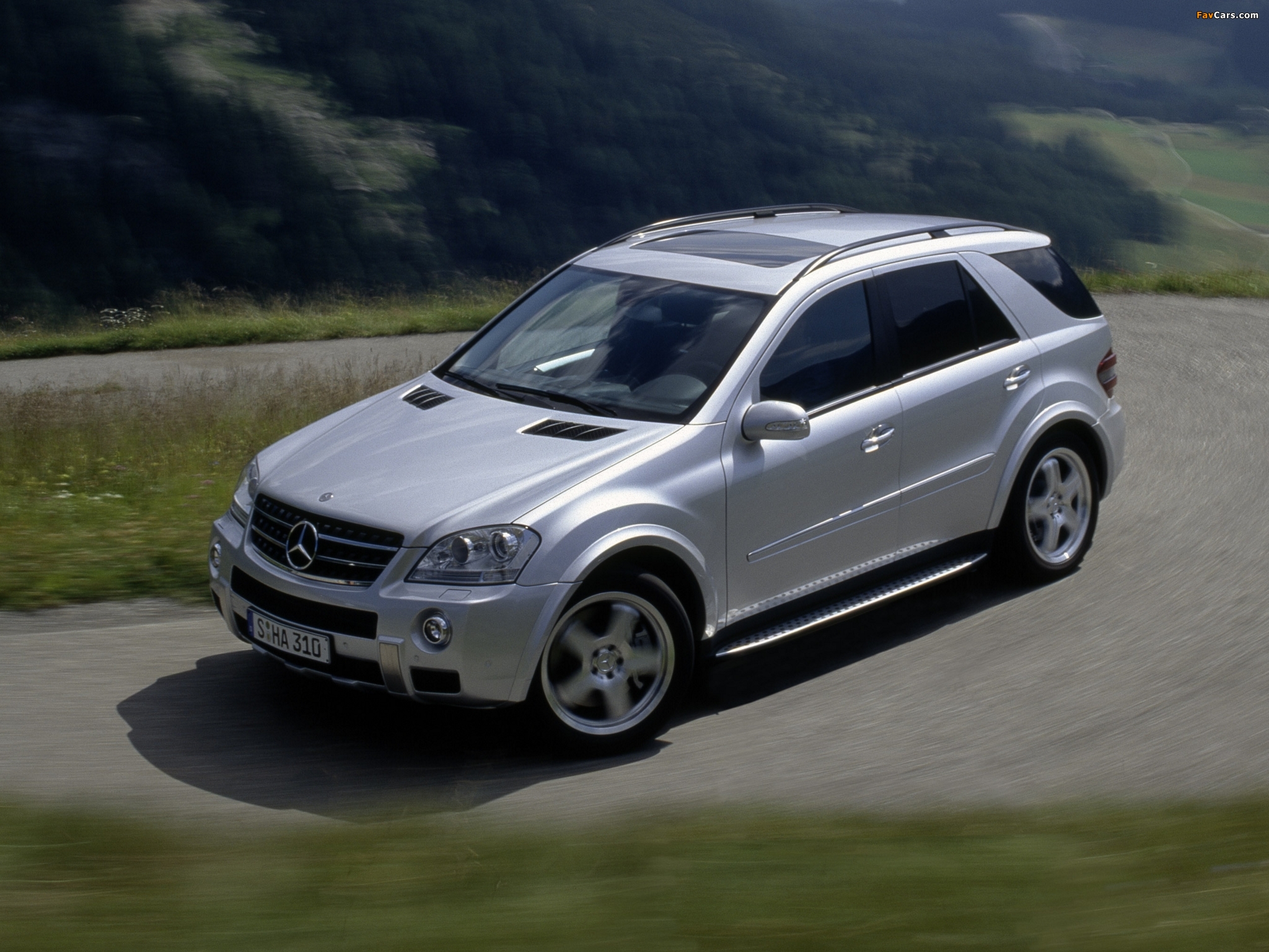 Pictures of Mercedes-Benz ML 63 AMG (W164) 2006–08 (2048 x 1536)