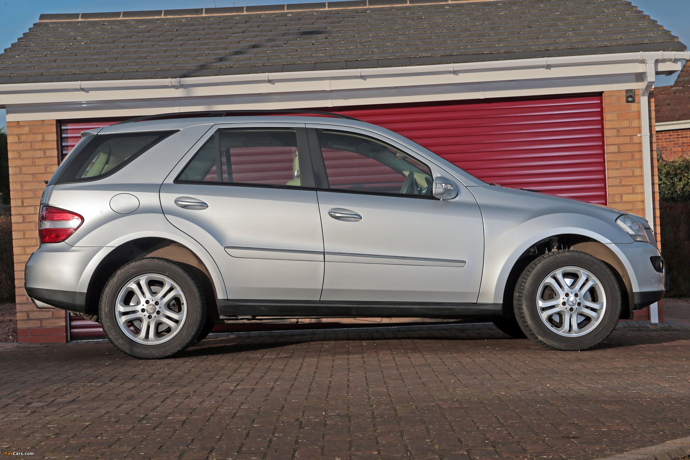 Pictures of Mercedes-Benz ML 320 CDI UK-spec (W164) 2008–11 (2400 x 1600)