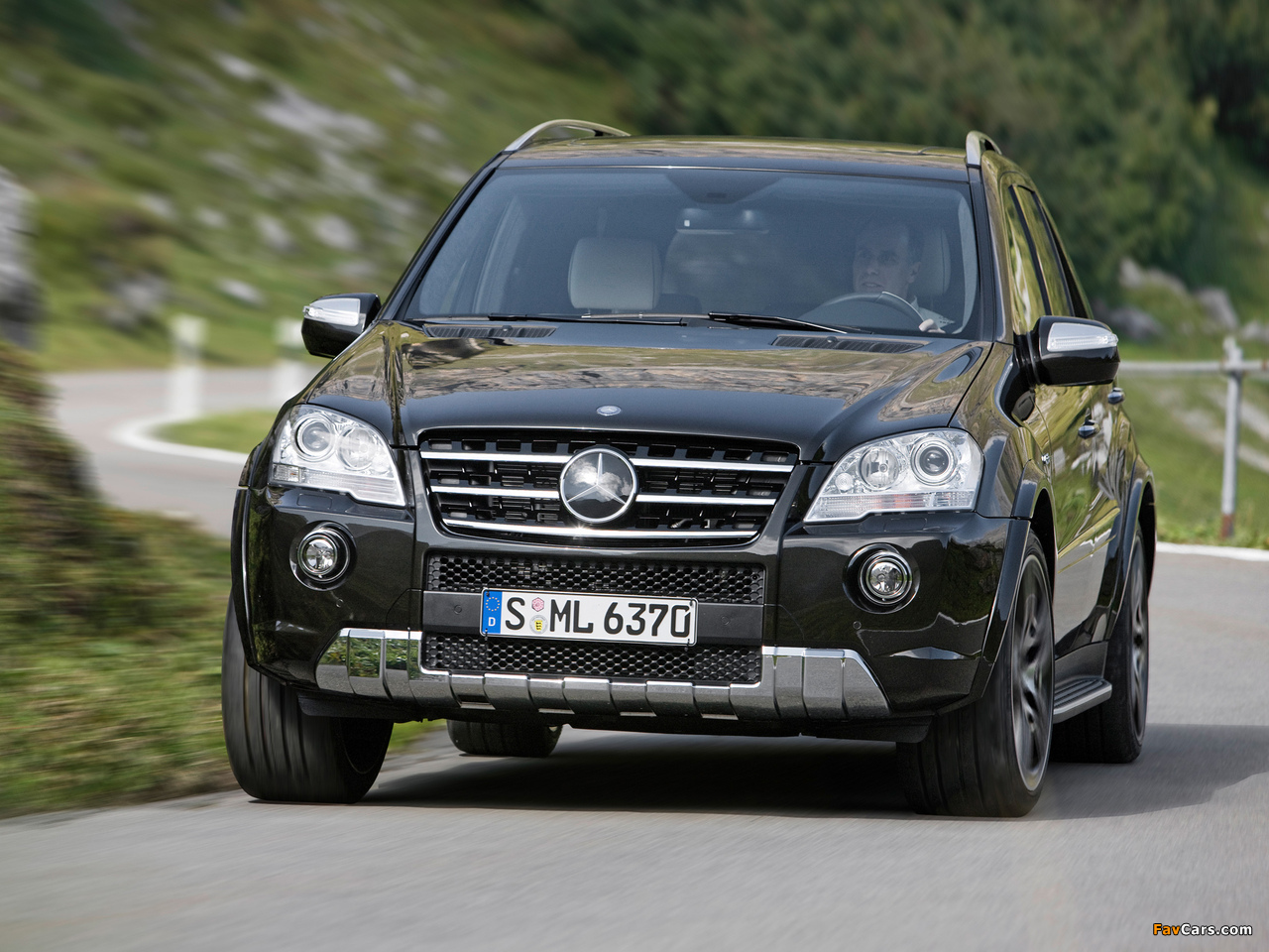 Pictures of Mercedes-Benz ML 63 AMG Performance Studio (W164) 2009 (1280 x 960)