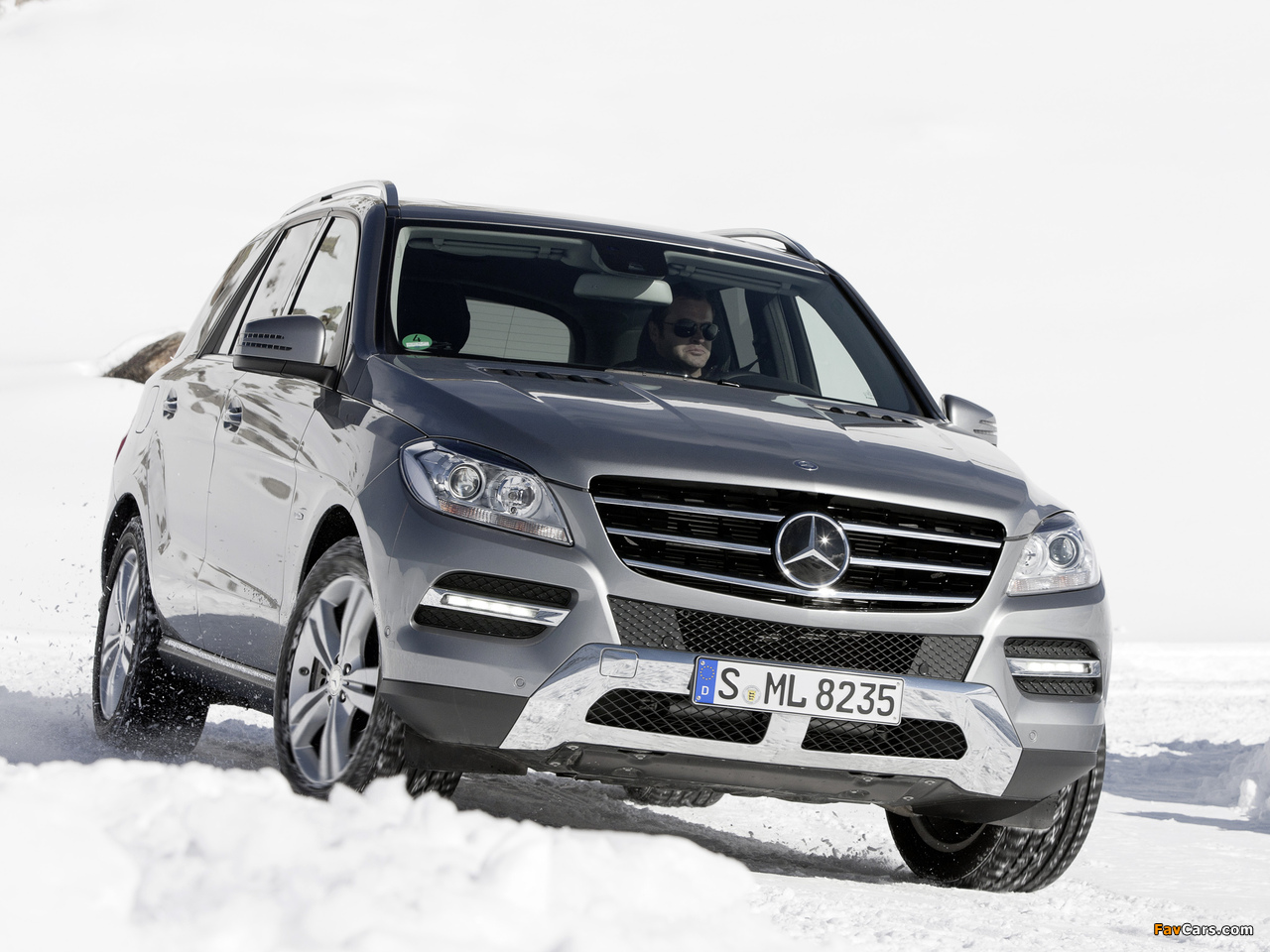 Pictures of Mercedes-Benz ML 350 BlueTec (W166) 2011 (1280 x 960)