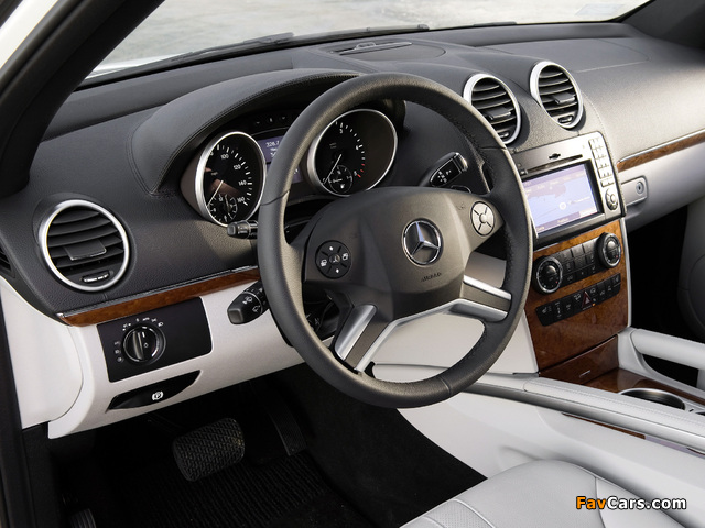 Mercedes-Benz ML 320 BlueTec (W164) 2008–11 wallpapers (640 x 480)