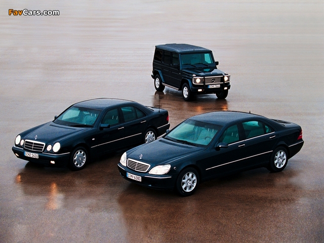 Mercedes-Benz images (640 x 480)