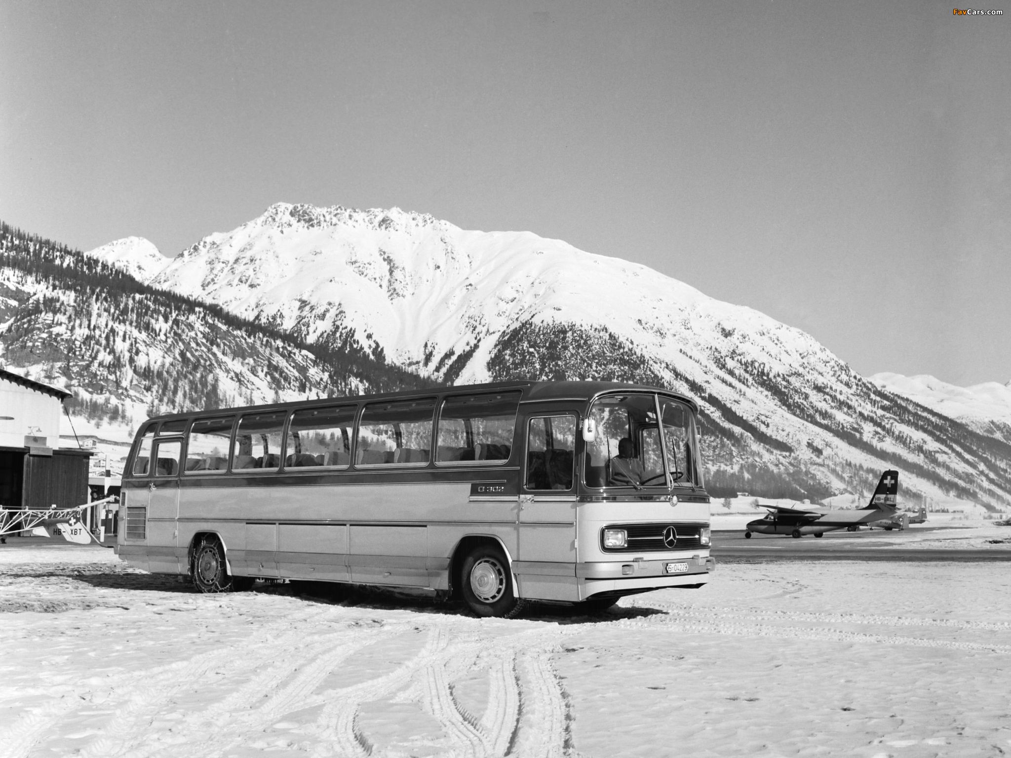Mercedes-Benz O302 1964–74 images (2048 x 1536)