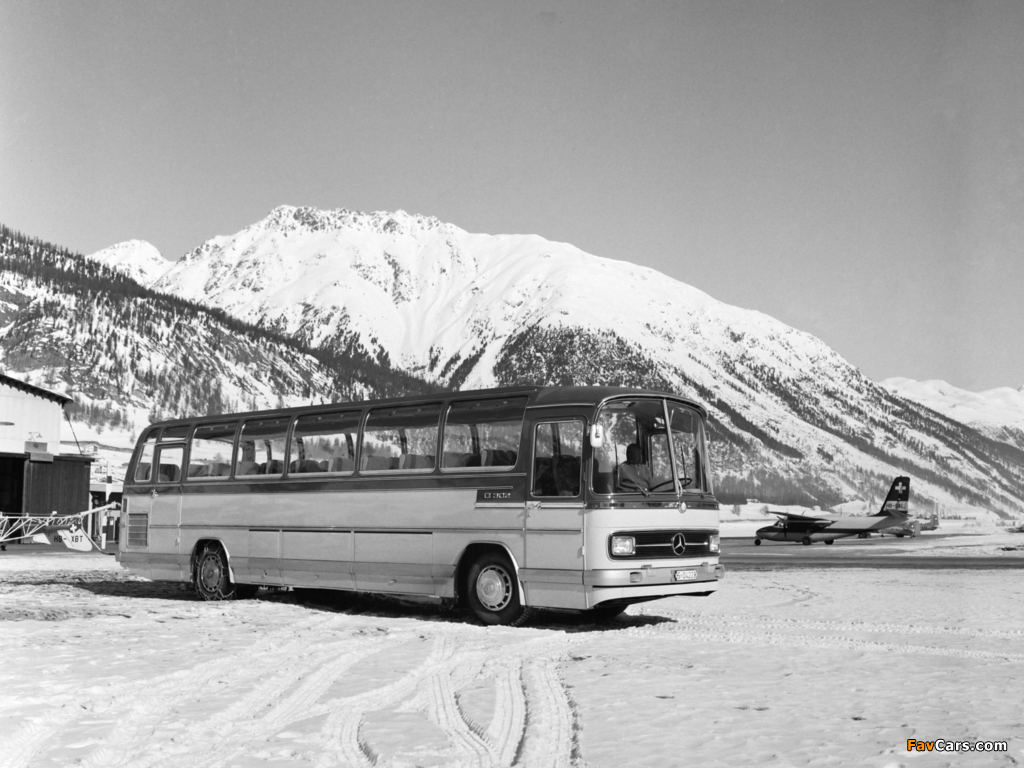 Mercedes-Benz O302 1964–74 images (1024 x 768)